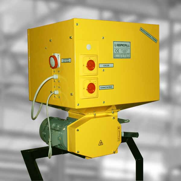SCHIACCIATRICE SUPER 1000 400V. 2,2Kw con contenit
